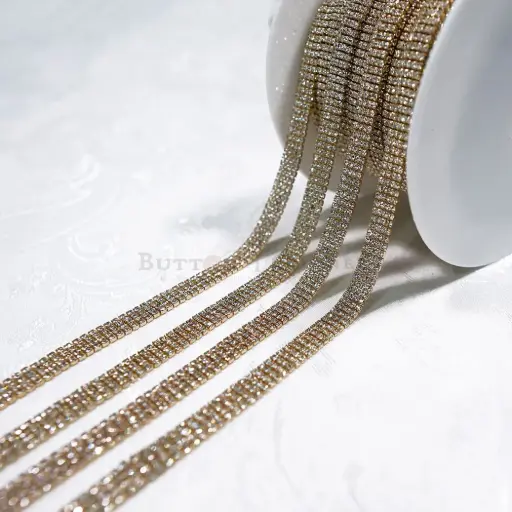 [SS4 (4 Line) CRYSTAL WHT] Light Gold Plated Crystal Four Row Fancy Chain