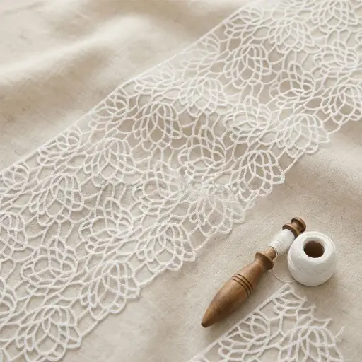 [SHTL369 WHITE] Hollow Carved Floral Pattern Shuttle Lace