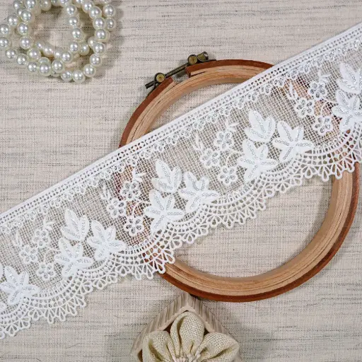 [NL282 WHITE] One Side Border Sequence Net Lace