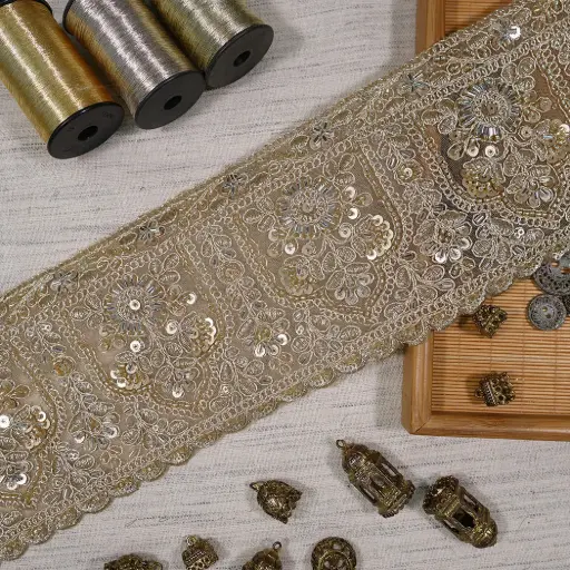 [FANL1831 GOLD] Metallic Yarn, Glass Beads, Sequence Lace