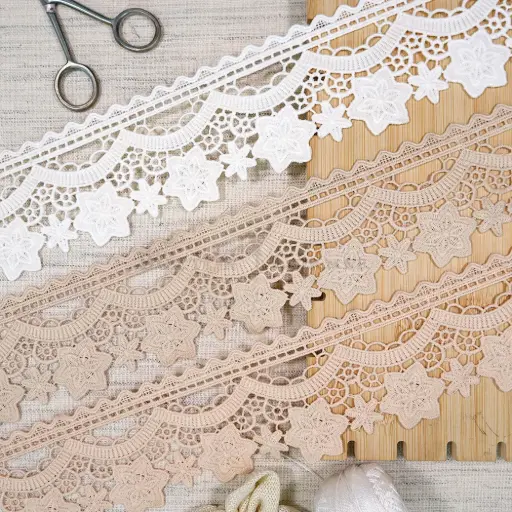 One Side Border Shuttle Lace