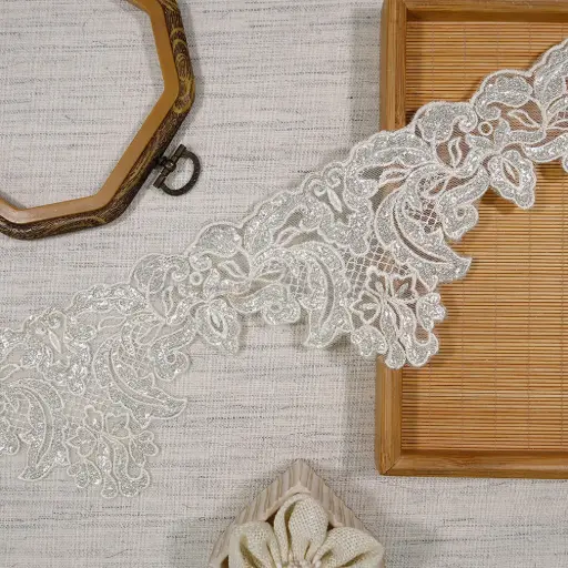 [NL286 CREAM] Floral Design Sequence Net Lace