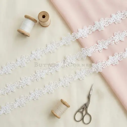 [A7384 WHITE] Flower & Leafs Design Shuttle Lace