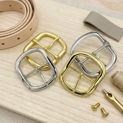 Shiny Rounded Square Belt Buckle With Prong
