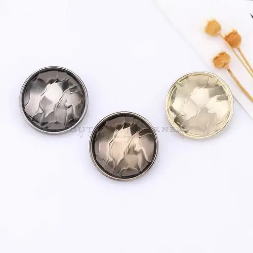 Wrinkle Textured Round Shank Button