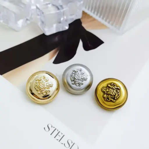 Lion Heraldic Coat Of Arms Engraved Rim Suiting Button