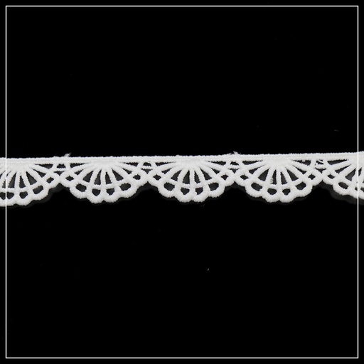One Side Border Shuttle Lace