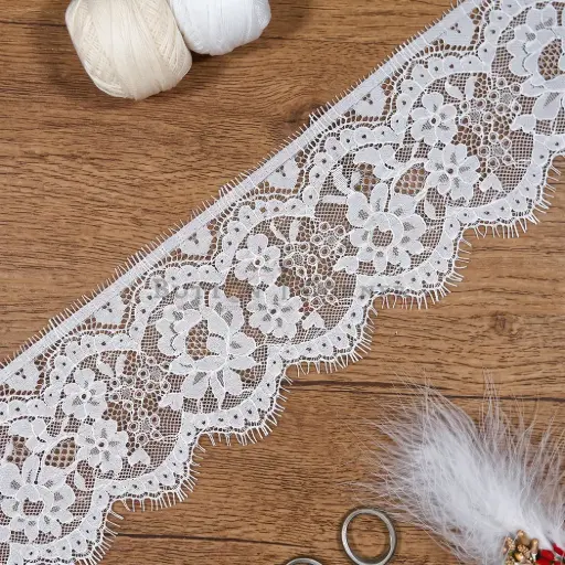 [9816 WHITE] Floral Scalloped Chantilly Lace with Double Eyelash Fringe