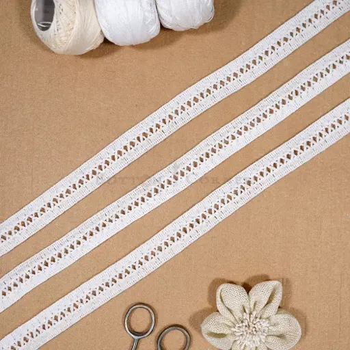 [CRL397 WHITE] Double-Sided Border Crochet Lace