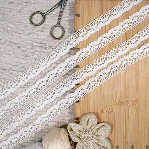 [CRL399 WHITE] One-Sided Border Crochet Lace