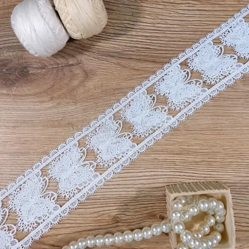 [30360A-4 WHITE] Double Side Border Butterfly Design Shuttle Lace