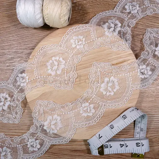 [HD352 WHITE] Scalloped Edge Geometric Wave Pattern Embroidery Net Lace