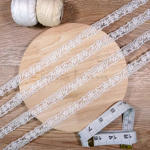 [HD488 WHITE] Continuous Floral Pattern Embroidery Net Lace