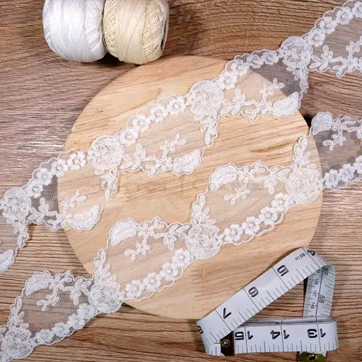 [HD32620 WHITE] Multi-Floral Pattern Embroidery Net Lace With Leaf Spring