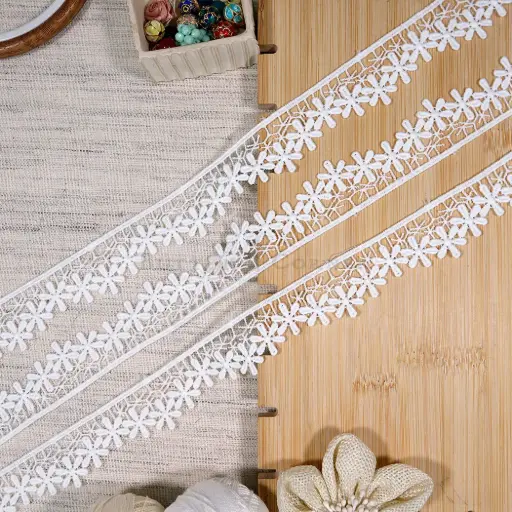 [30470-2 WHITE] One Side Border with Flower Edge Shuttle Lace