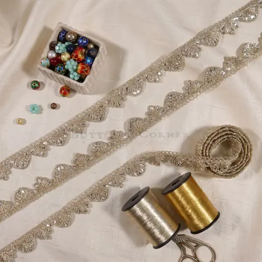 [FANL1864 GOLD] One Side Border Metallic Yarn Fancy Lace With Foil Accent