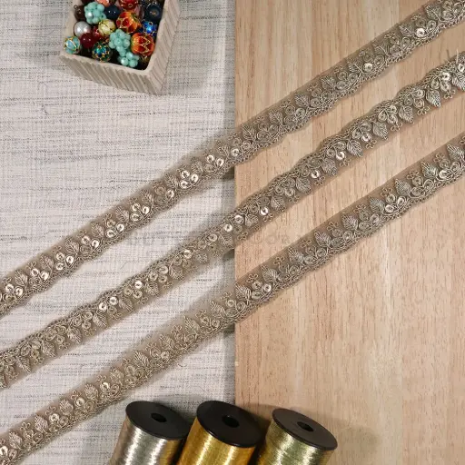 [FANL1865 GOLD] Leaf Design With Sequence Pattern Metallic Yarn Fancy Lace