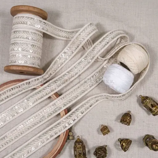 [EML496 CREAM] Dual Sequence Net Embroidery Lace
