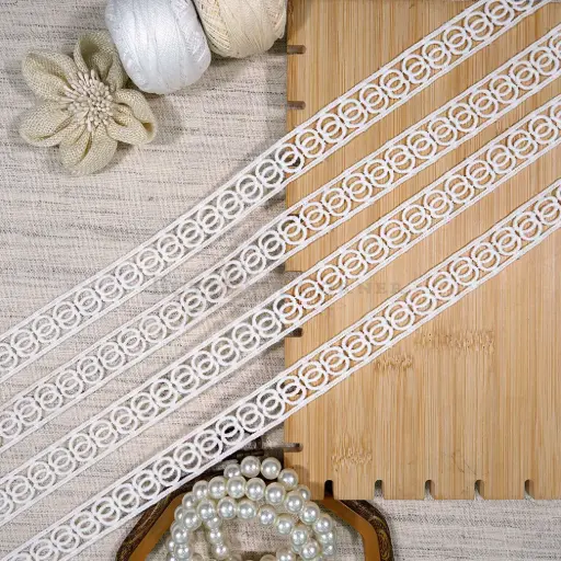 [17370 WHITE] Double Side Border Shuttle Lace