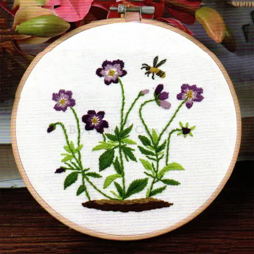 [N0038] Purple Violet Flower & Bee Hand Embroidery Kit