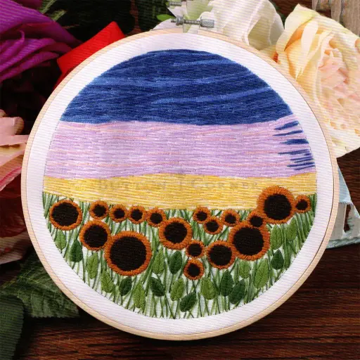 [N2006] Sunflower Field Hand Embroidery Kit