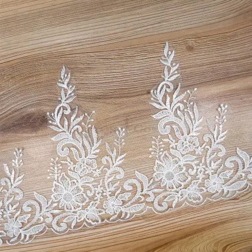 Vine Leaf Pattern Fancy Glass Bead & Sequence Lace