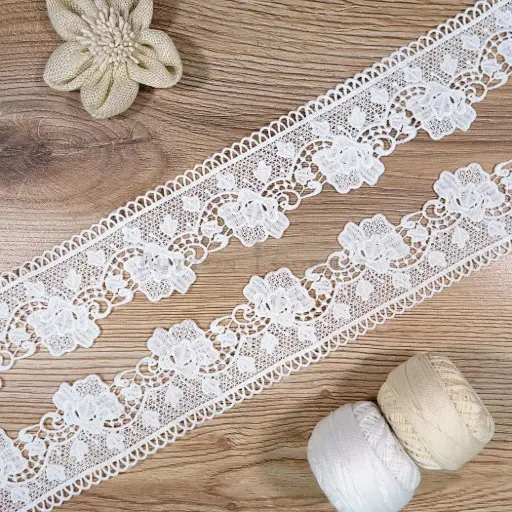 [ALN508 WHITE] Openwork Blossom Design Shuttle Lace