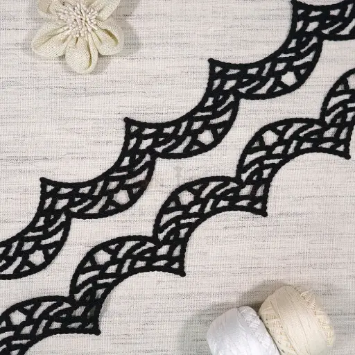 [ALN533 BLACK] Wave Scallop Edge Shuttle Lace