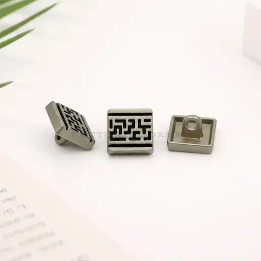 [F10676-10 DRK GREEN PEARL LAT] Pearl Lat Plated Labyrinth Maze Pattern Inlay Square-Shaped Shirt Button