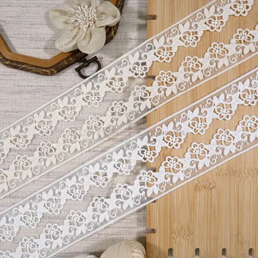 Flower Design Net Lace with Side Border