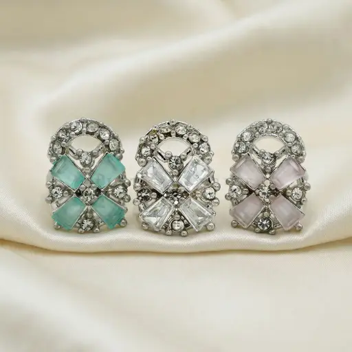Arch-Top Baguette-Cut Silver Base Kundan Button