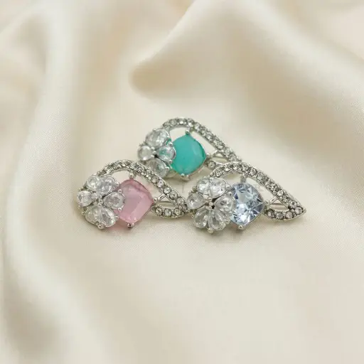 Pear-cut Teardrop Floral Silver Base Kundan Button