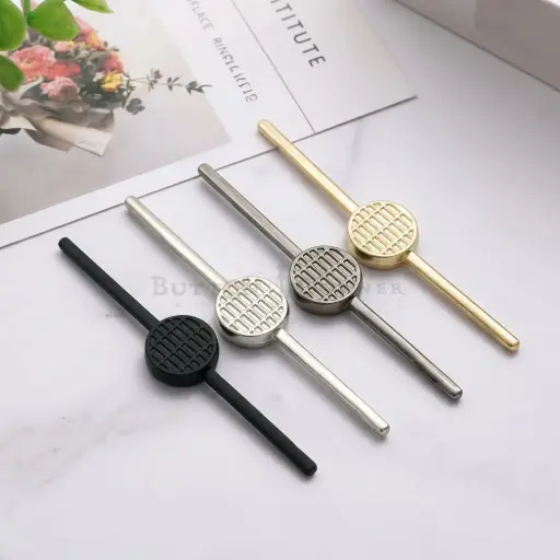 Geometric Grate Centre Metallic Toggle Button