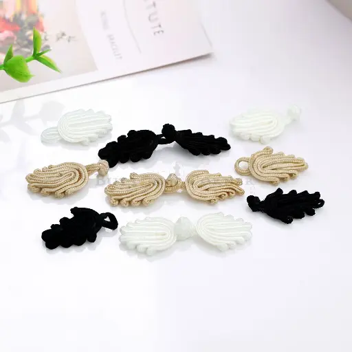 Frog Fastener with Chinese Knot Closure Button