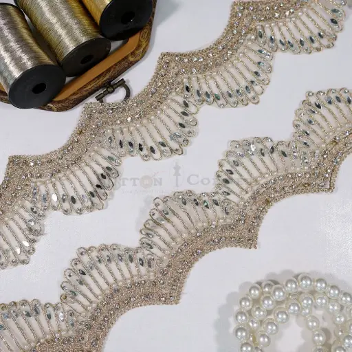 [FANL1938 GOLD] Decorative Scallop Design Fancy Metallic Yarn Lace with Rhinestone & Pearl Accent