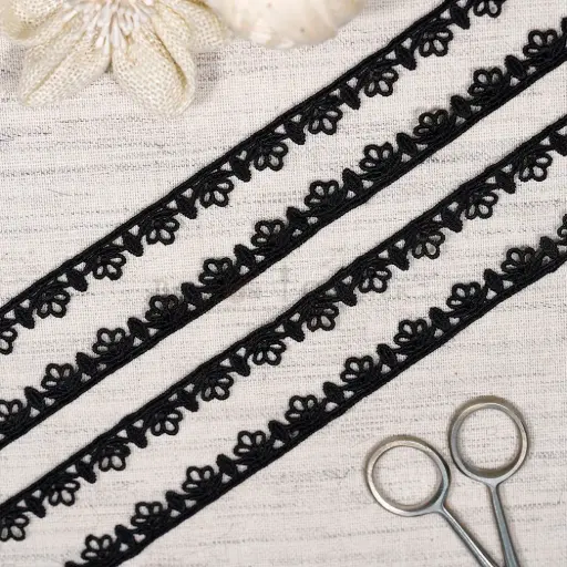 [ALN591 BLACK] One Side Border Shuttle Lace