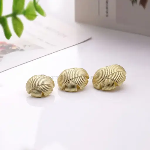 Knot Design Metal Suiting Button 