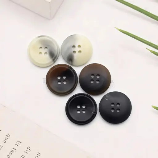 Marble Textured Raised Border Round Shape 4-Hole Suiting Button
