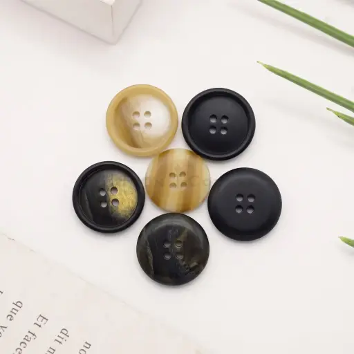 Raised Border Slop Centre with Marble Textured 4-Hole Suiting Button