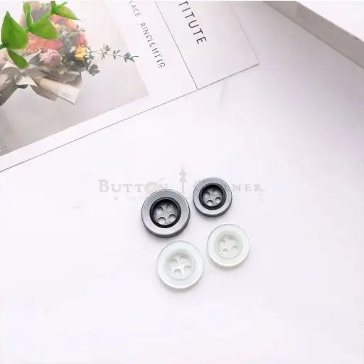 4-Hole Concave Centre with Inner Rim & Raised Border Shirt Button
