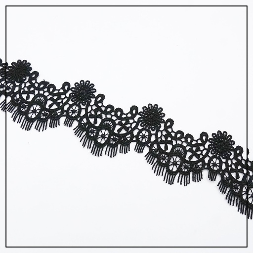 One Side Border Shuttle Lace