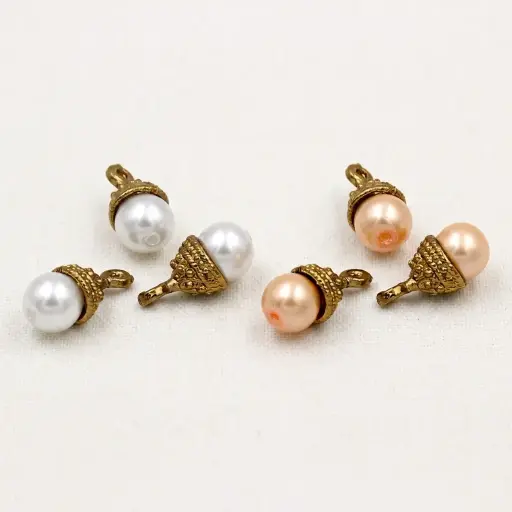 Fancy Hanging Kundan Button In Pearl