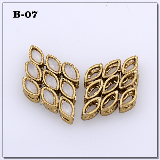 Fancy Kundan Button