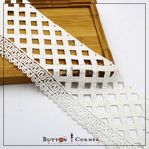 [D9048 WHITE] One Side Border Shuttle Lace