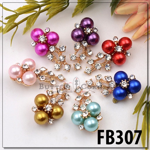 Fancy Button With Pearls