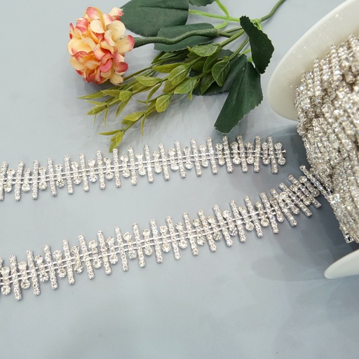 [LA-099] Fancy Diamonds Chain