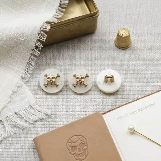[PBS2616 WHITE GOLD] Skull & Cross-Bone Shank Button