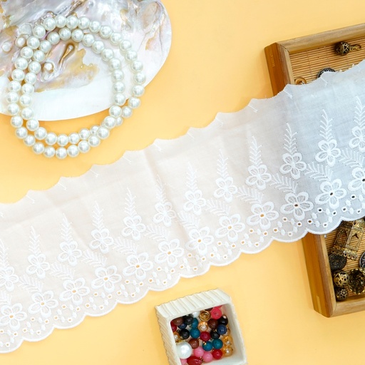 [CL-602632 WHITE] One Side Border Cotton Lace