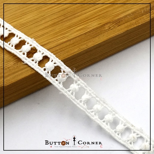[D9208-WHITE] Double Side Border Shuttle Lace