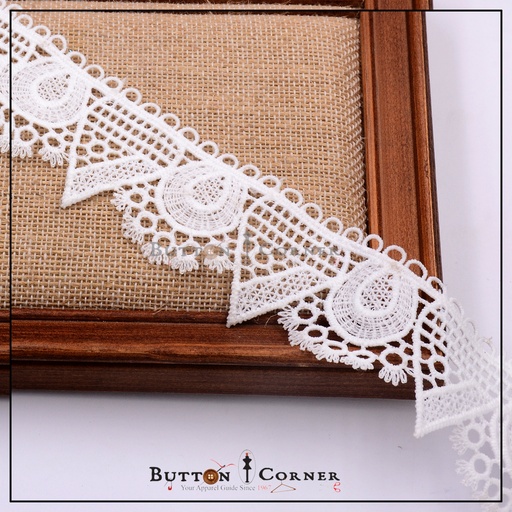 [ALN318-WHITE] One Side Border Shuttle Lace